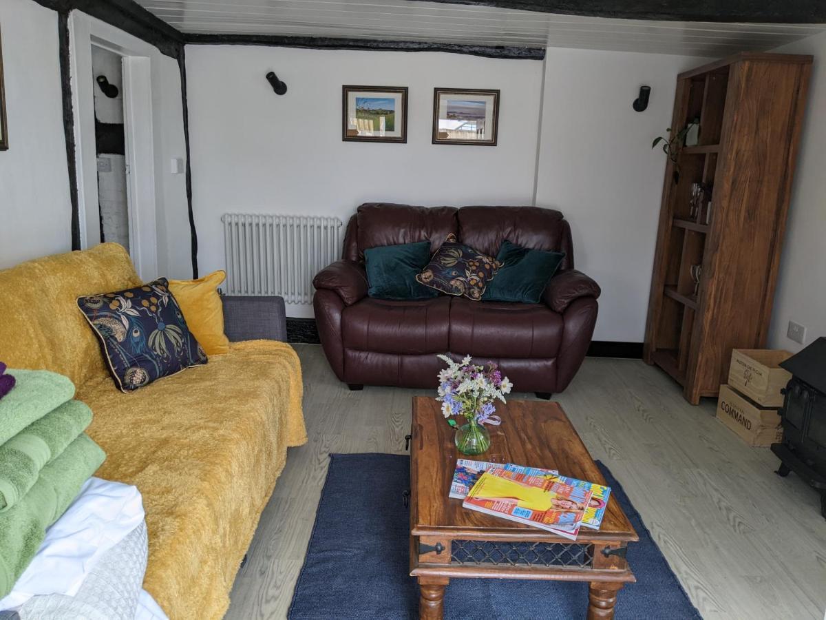 Characterful 2 Bed Cottage, Quiet Village Setting Ashleworth Экстерьер фото